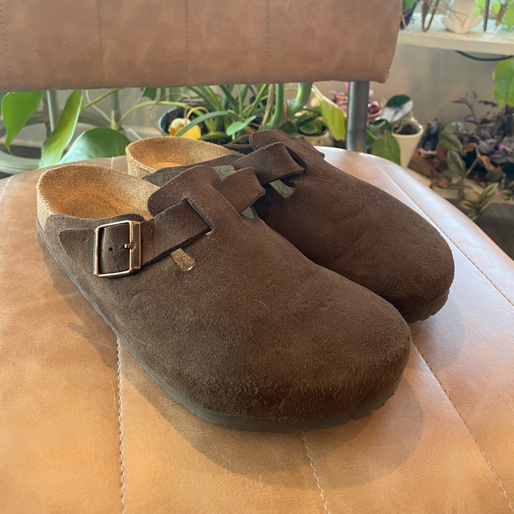 Mocha Birkenstock Boston Clogs - Size 42 (Men’s 9/Women’s 11)